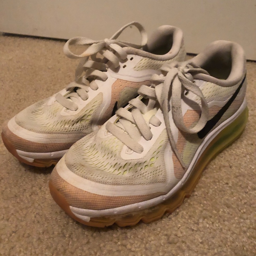 Nike AirMax size 7